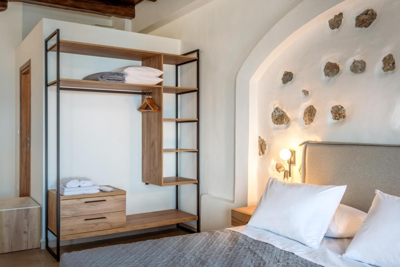 Superb Apartments Kriaras Sea View In Sfakia Hora Sfakion Exterior photo