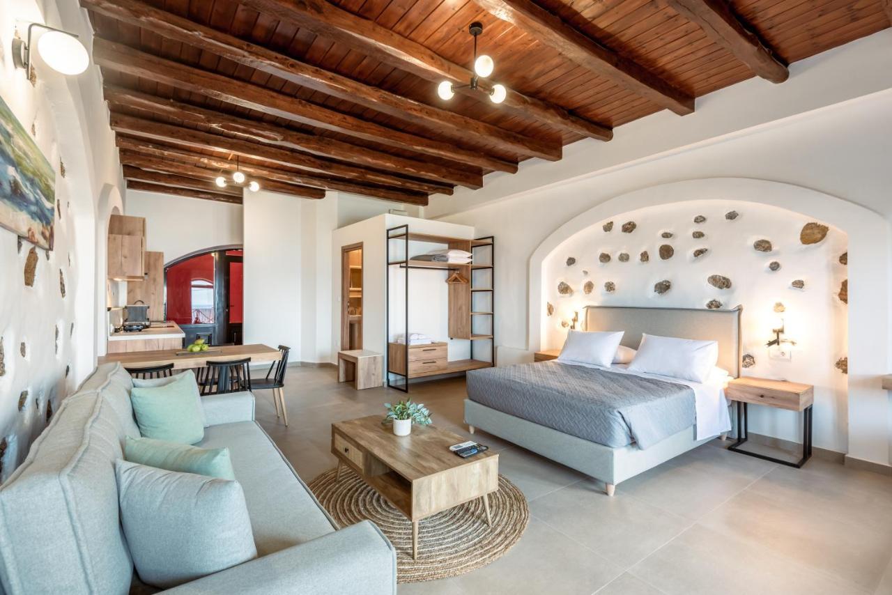 Superb Apartments Kriaras Sea View In Sfakia Hora Sfakion Exterior photo