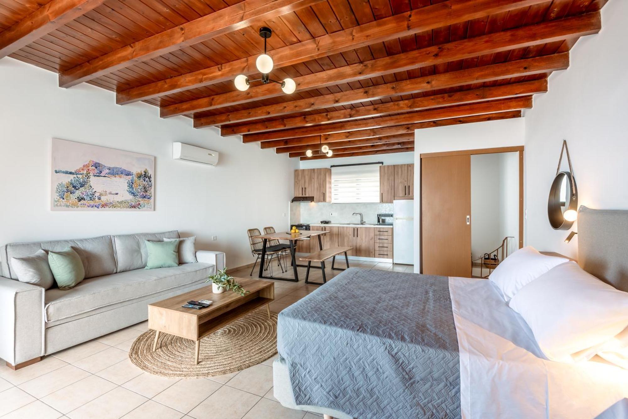 Superb Apartments Kriaras Sea View In Sfakia Hora Sfakion Exterior photo